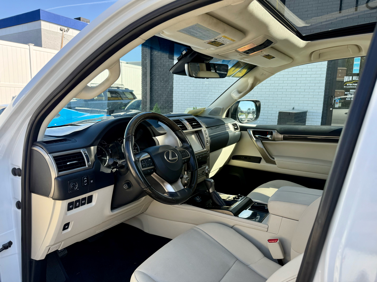2020 Lexus GX 460 Luxury photo 12