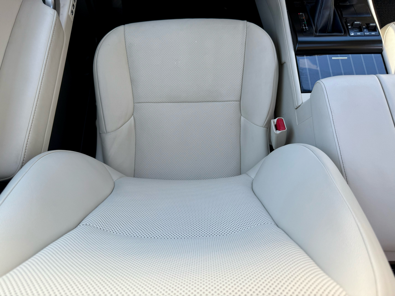 2020 Lexus GX 460 Luxury photo 29