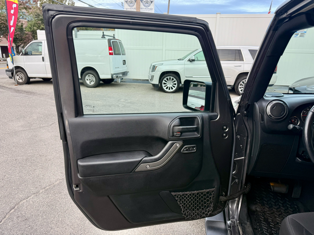 Jeep Wrangler Unlimited Sport 4WD 2016 Jeep Wrangler Unlimited Sport 4WD 2016