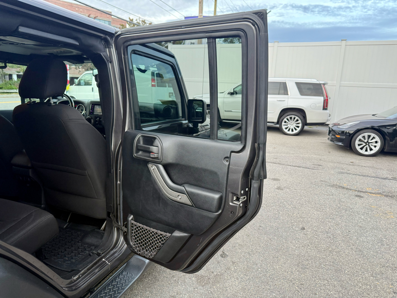 Jeep Wrangler Unlimited Sport 4WD 2016 Jeep Wrangler Unlimited Sport 4WD 2016