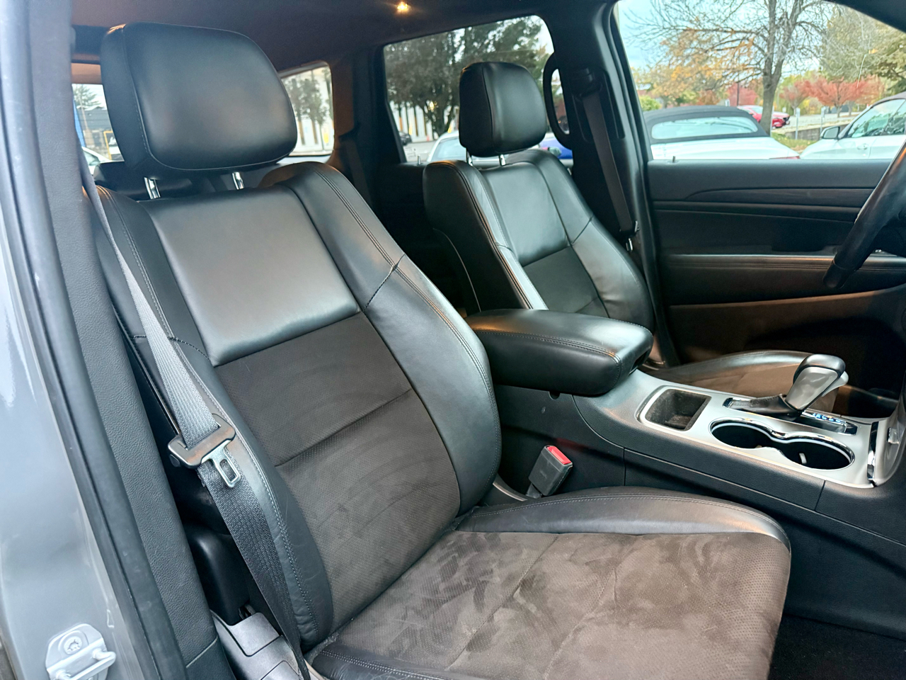 Jeep Grand Cherokee 4WD 4dr Laredo Altitude 2020 Jeep Grand Cherokee 4WD 4dr Laredo Altitude 2020