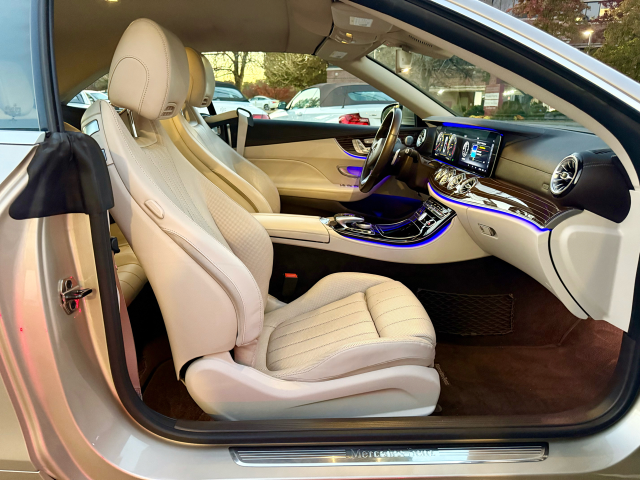 Mercedes-Benz E-Class E400 4MATIC Cabriolet 2018 Mercedes-Benz E-Class E400 4MATIC Cabriolet 2018