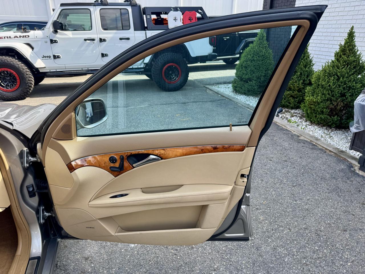 Mercedes-Benz E-Class E350 Luxury 2008