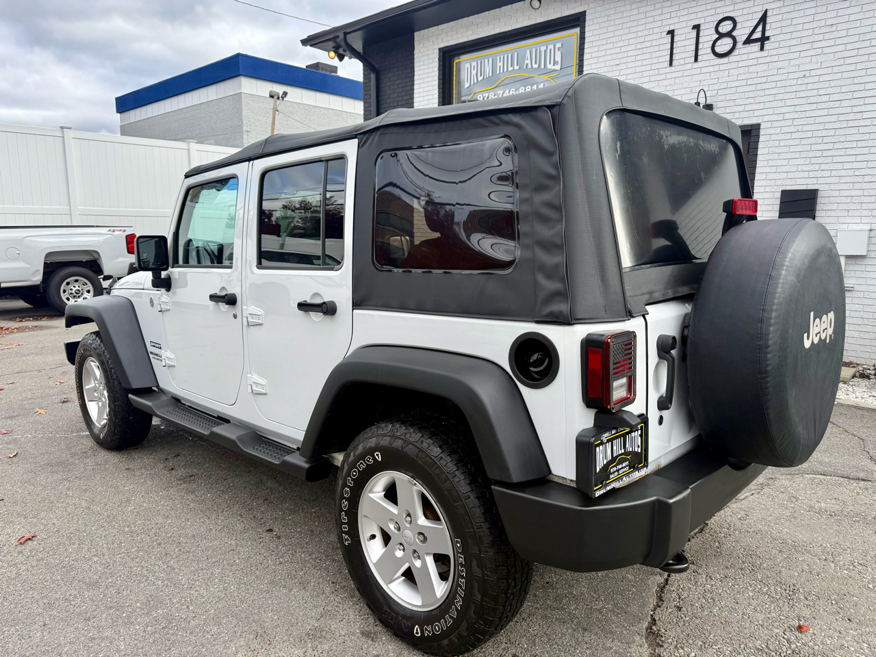 2012 Jeep Wrangler Unlimited Sport photo 3