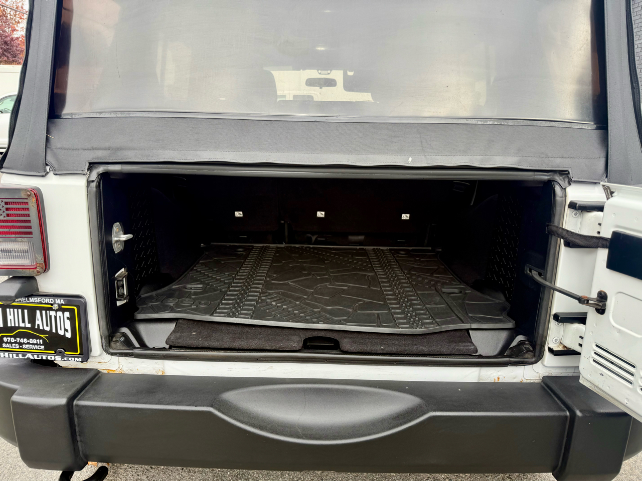 Jeep Wrangler Unlimited Sport 4WD 2012