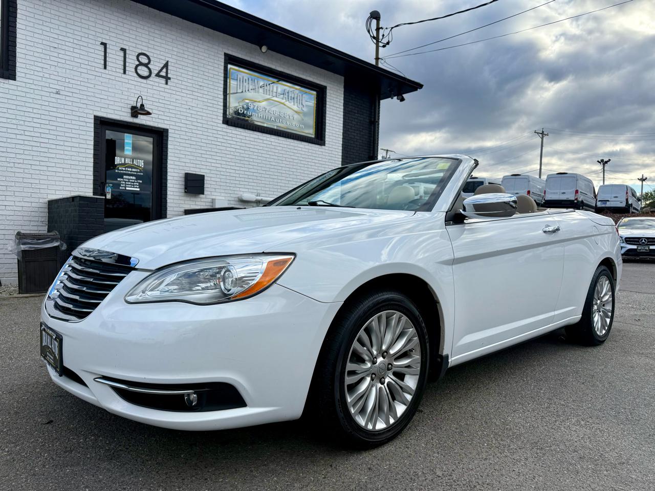 Chrysler 200 Limited Convertible 2011
