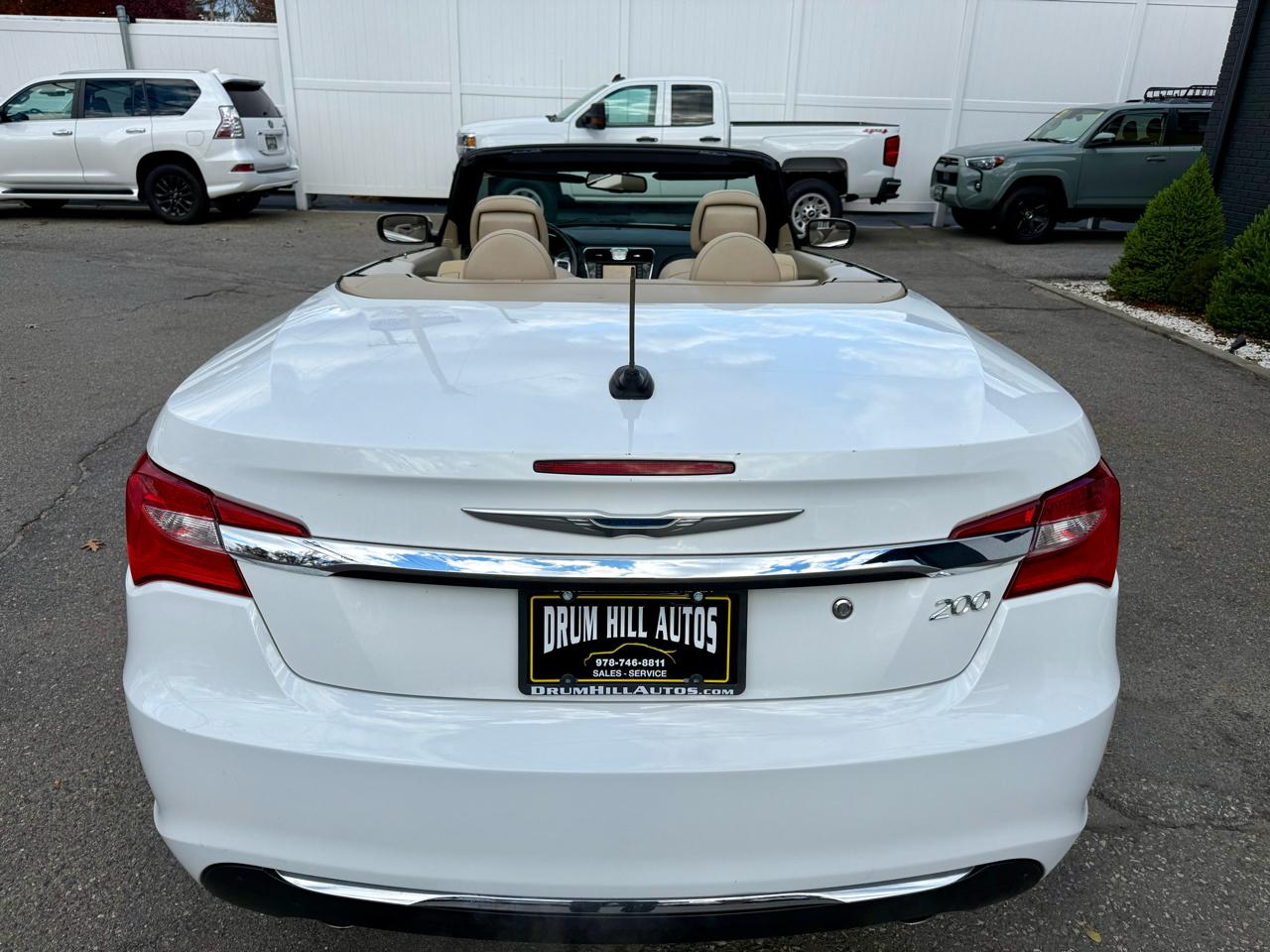 Chrysler 200 Limited Convertible 2011