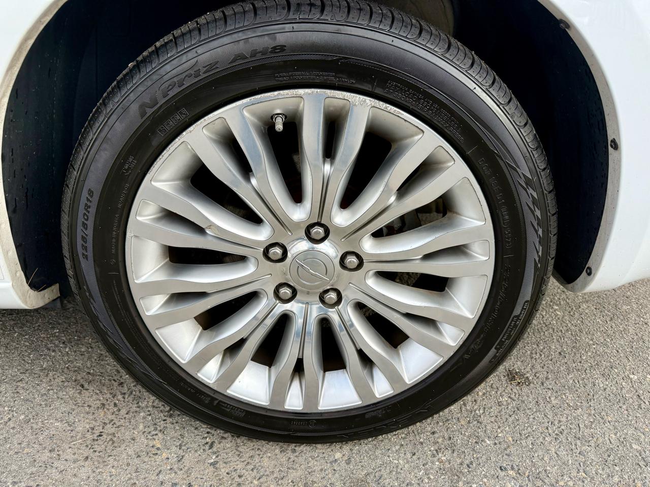 Chrysler 200 Limited Convertible 2011