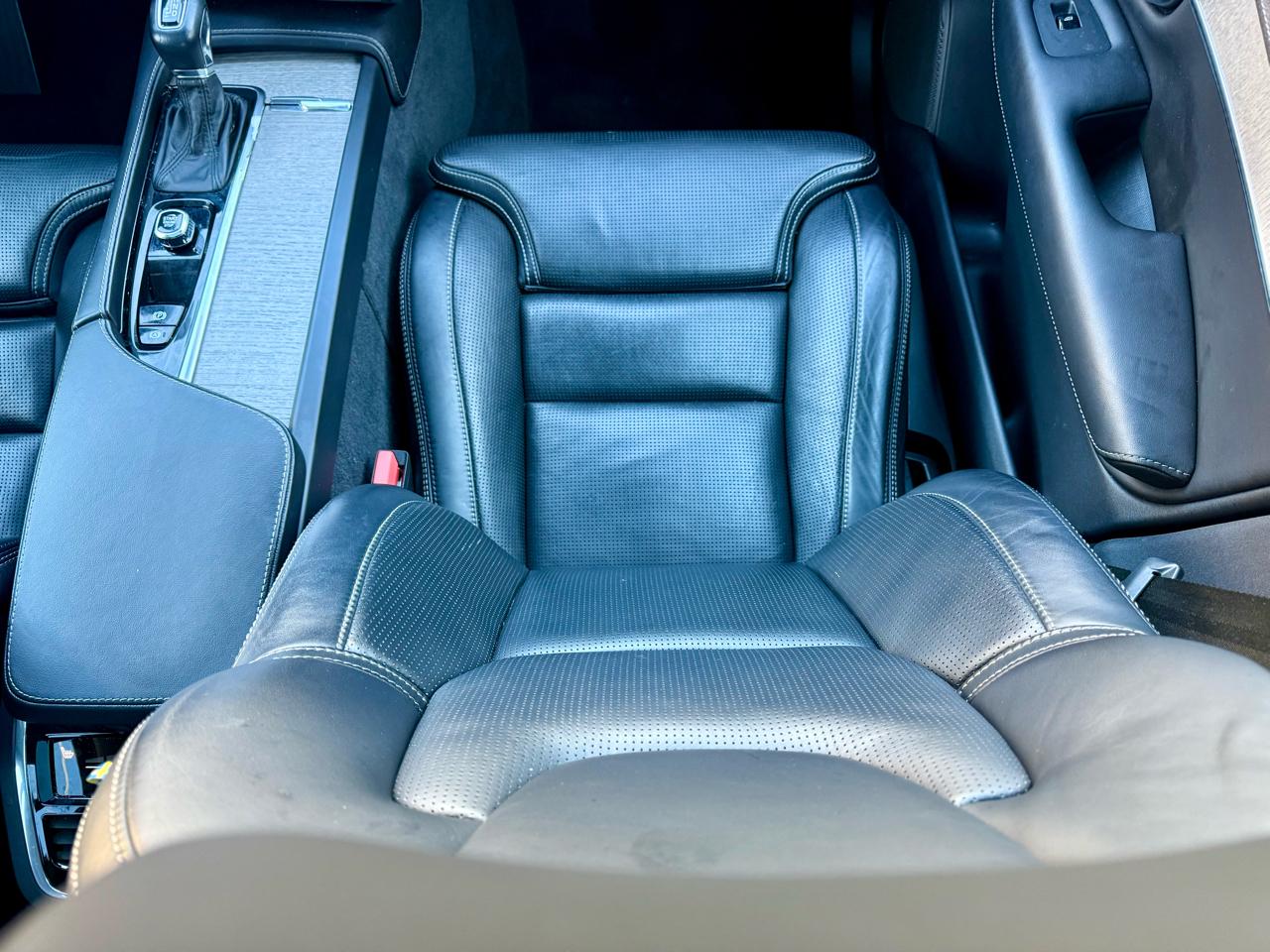 Volvo XC90  2022