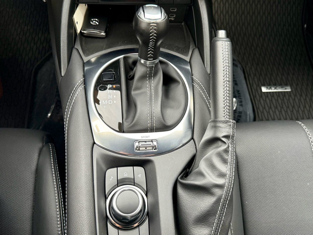 Mazda MX-5 Miata Grand Touring 6AT 2025