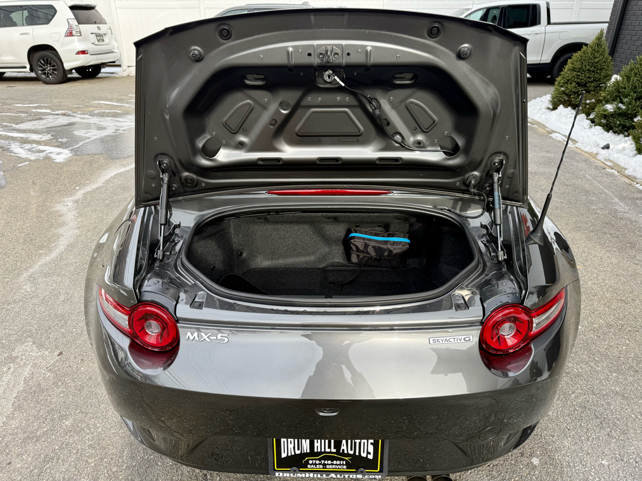 Mazda MX-5 Miata Grand Touring 6AT 2025