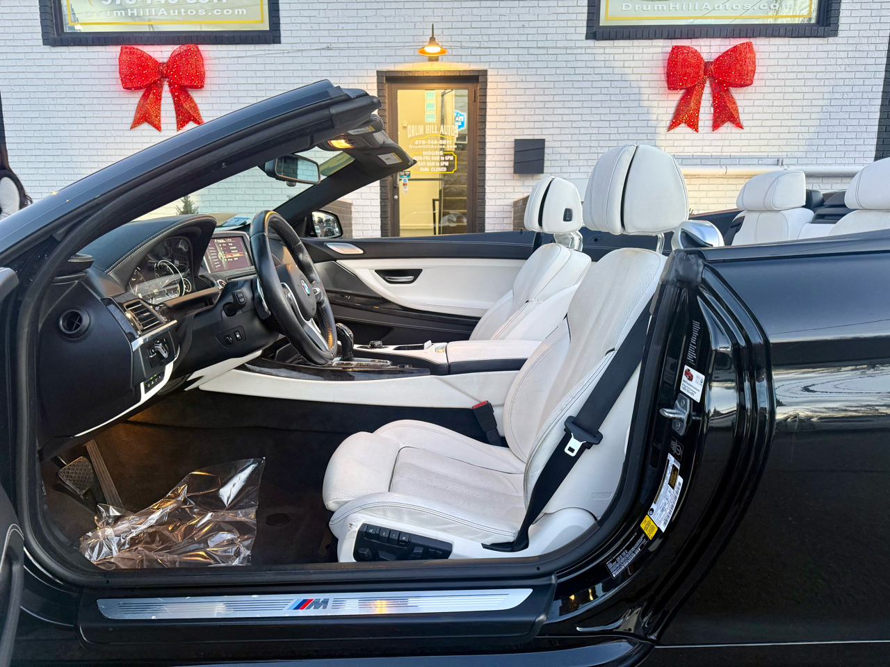 BMW 6-Series 650xi Convertible 2014