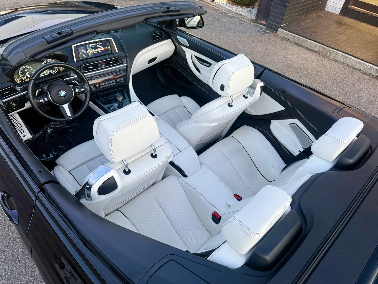 BMW 6-Series 650xi Convertible 2014