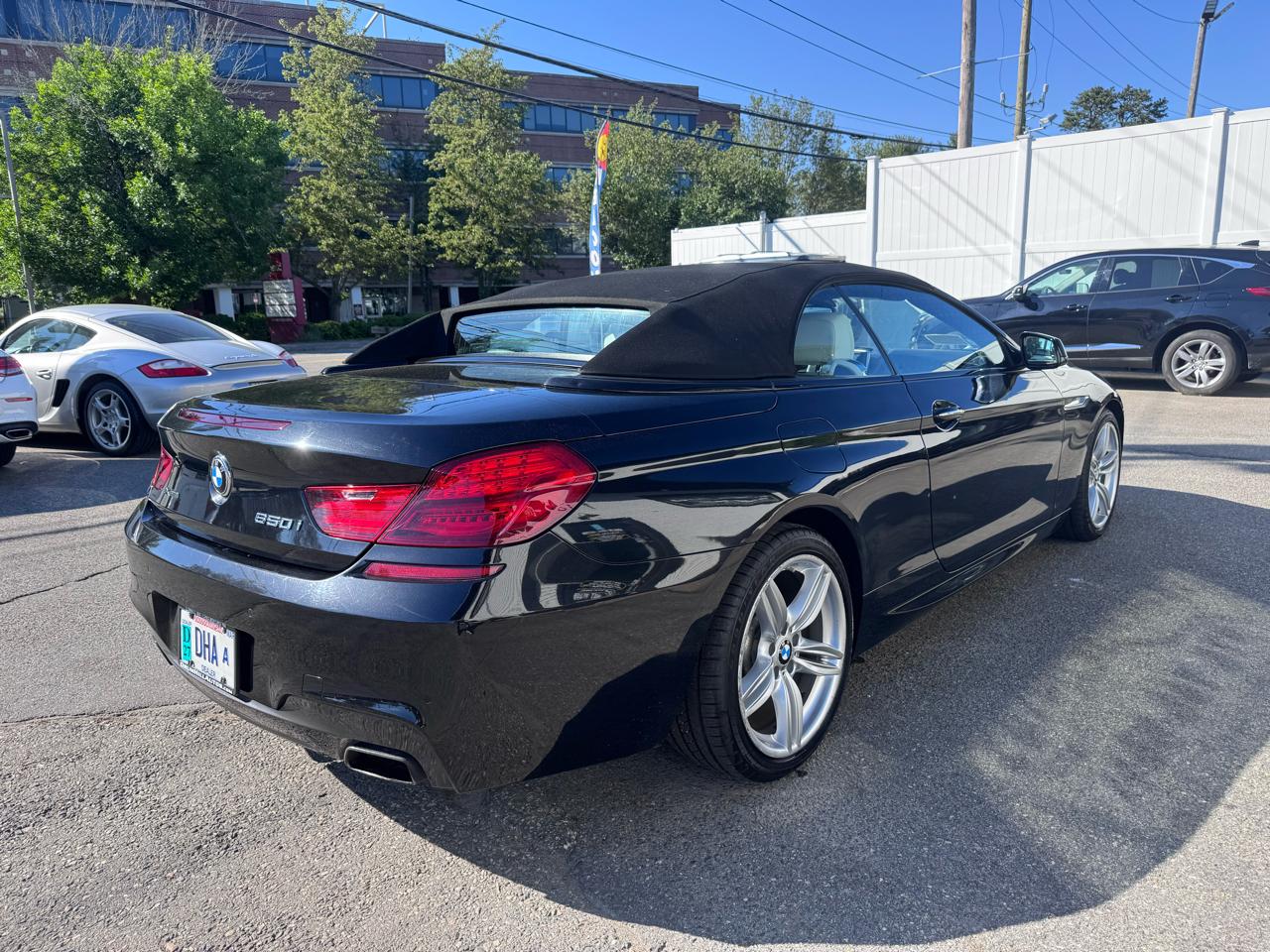 BMW 6-Series 650xi Convertible 2014