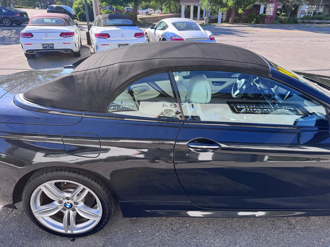 BMW 6-Series 650xi Convertible 2014