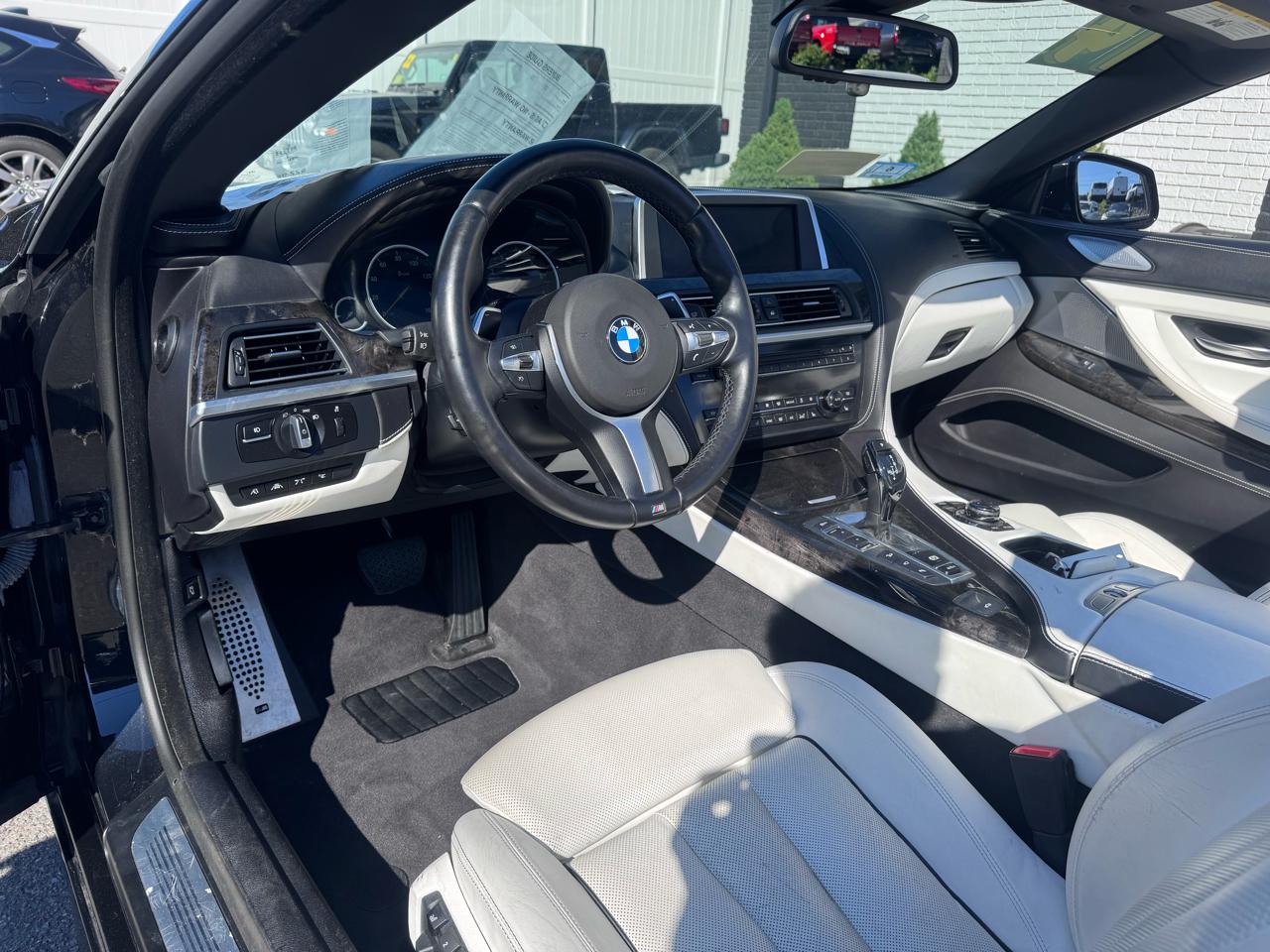 BMW 6-Series 650xi Convertible 2014