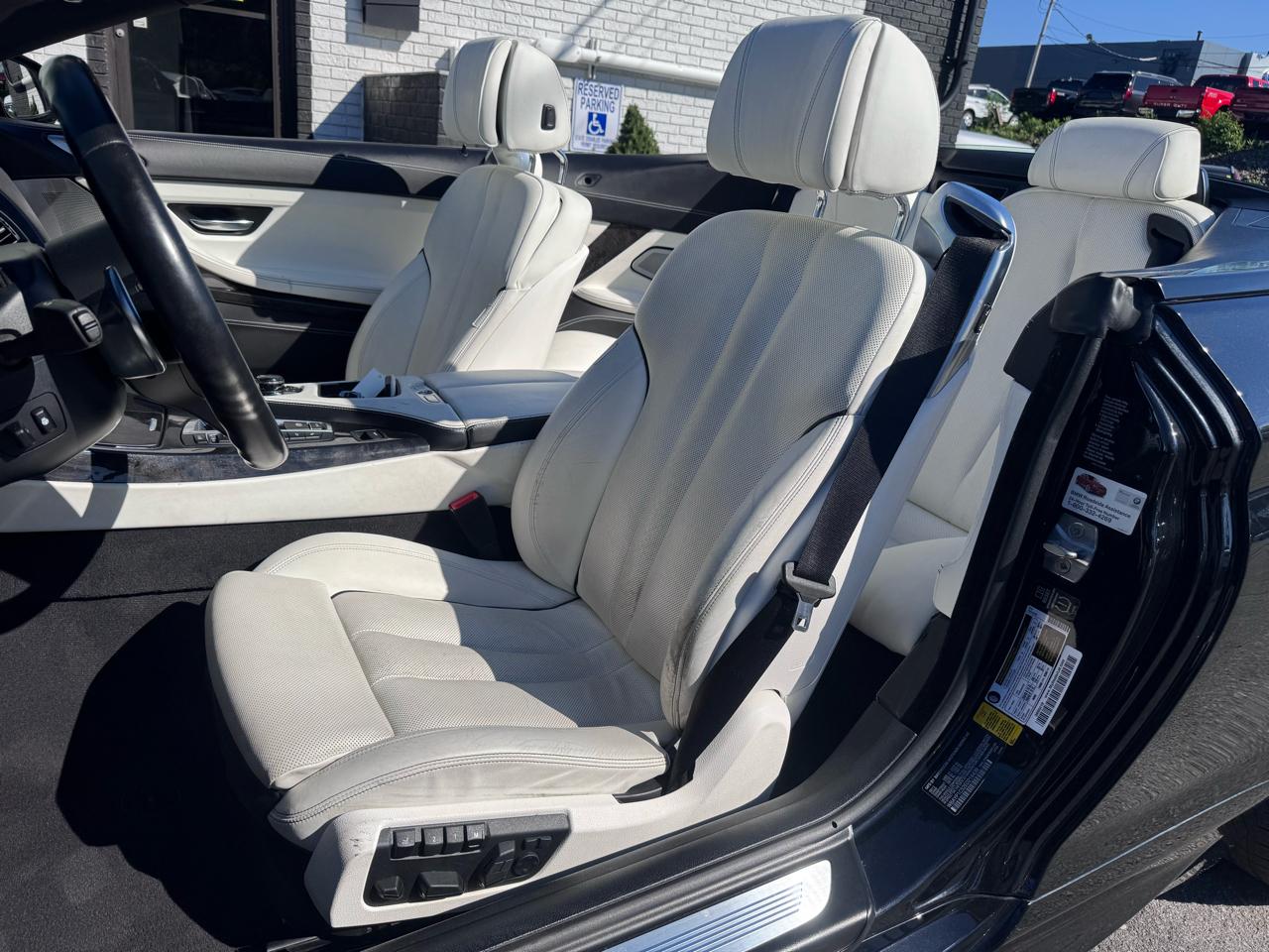 BMW 6-Series 650xi Convertible 2014