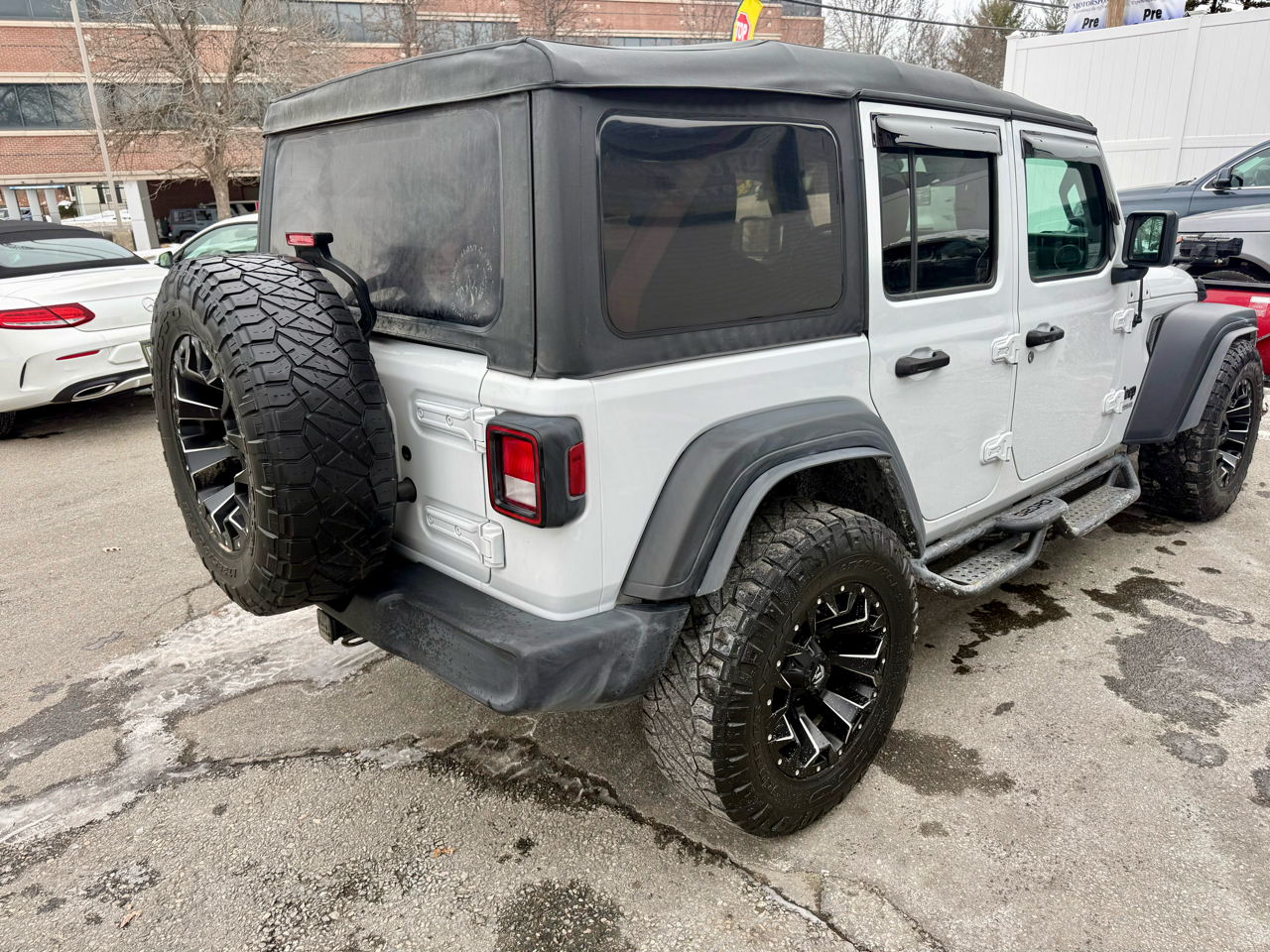 Jeep Wrangler Unlimited Sport 2022