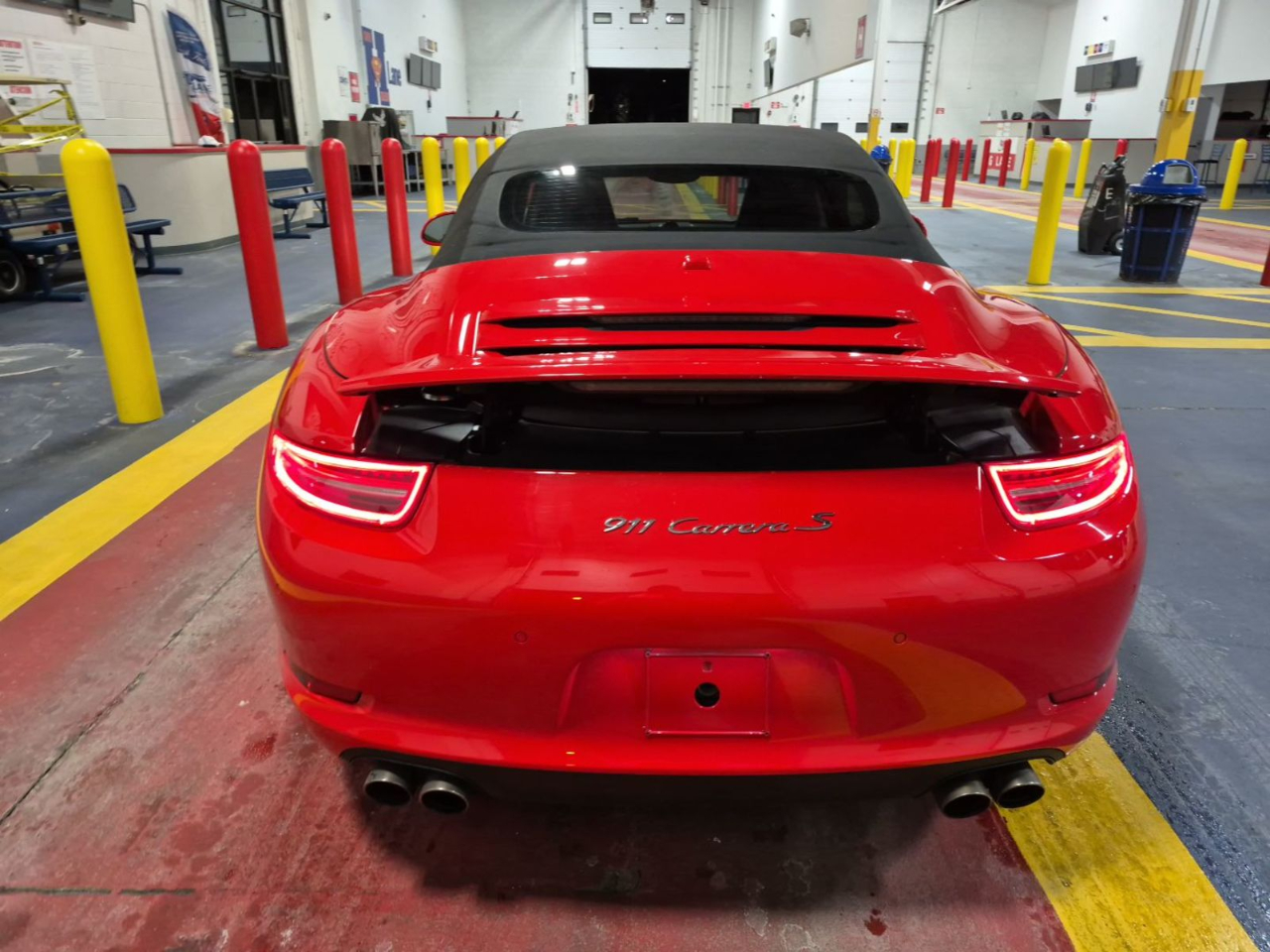 Porsche 911 Carrera S Cabriolet 2012