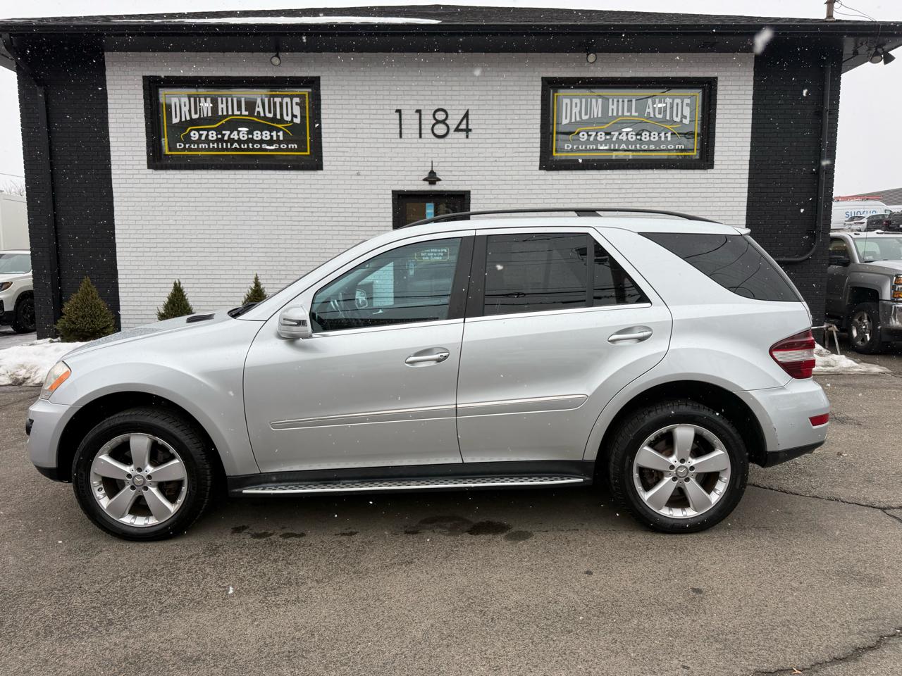Mercedes-Benz M-Class ML350 4MATIC 2011