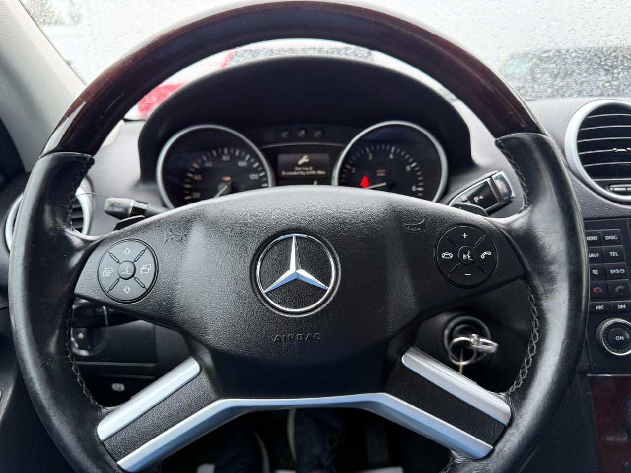 Mercedes-Benz M-Class ML350 4MATIC 2011