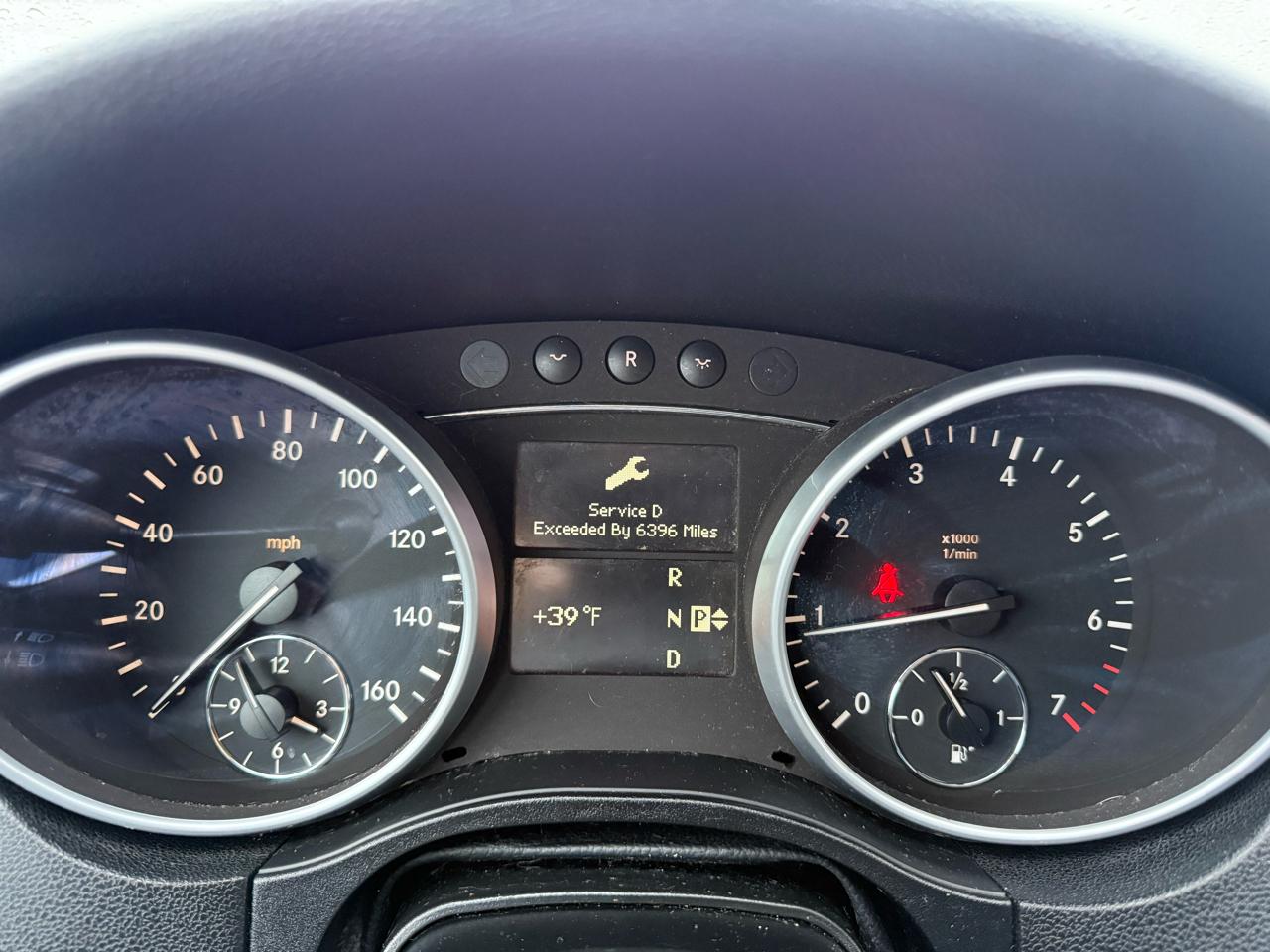 Mercedes-Benz M-Class ML350 4MATIC 2011