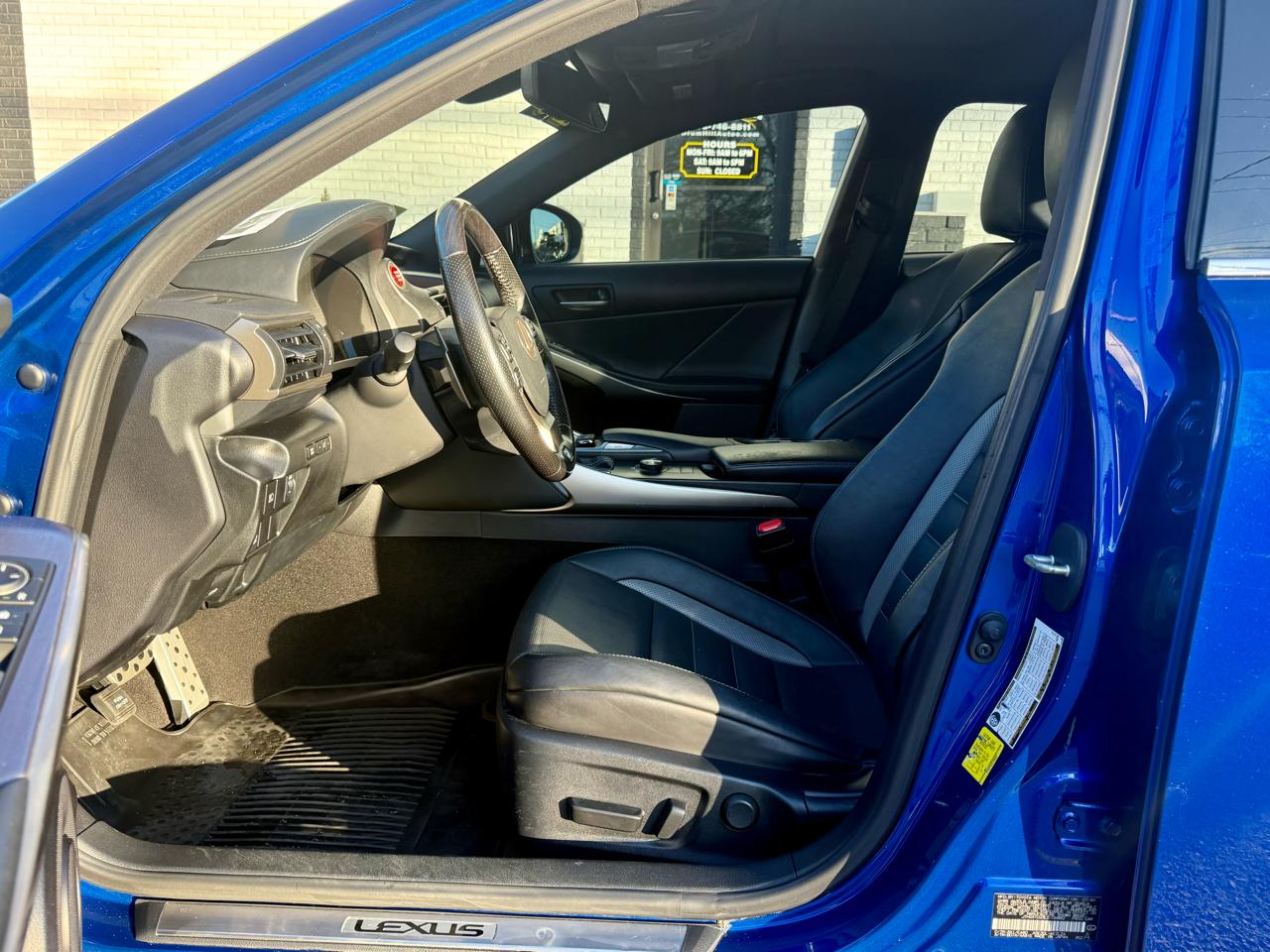 Lexus IS F SPORT 300 RWD 2020