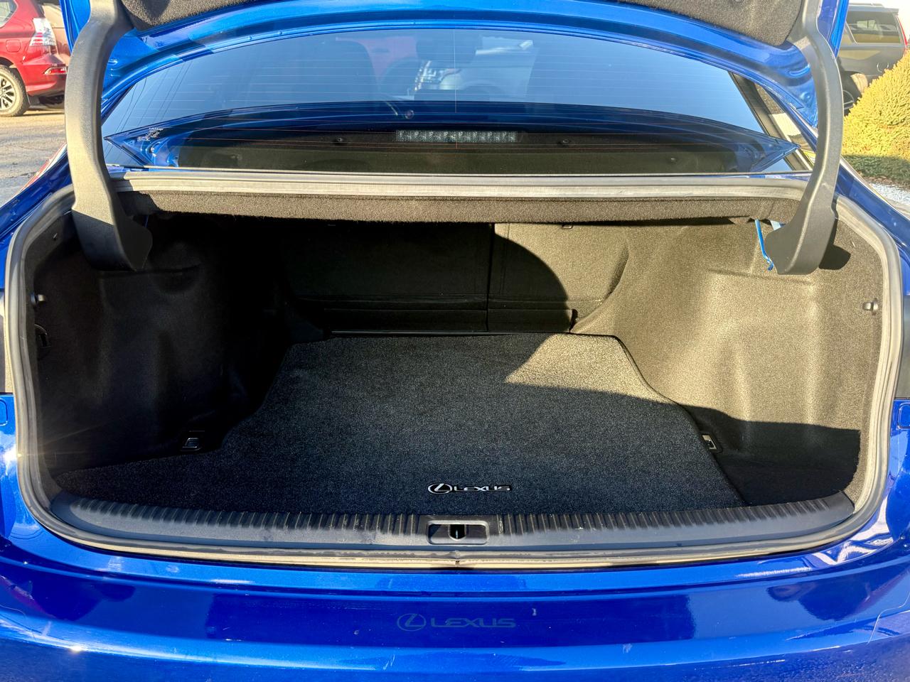 Lexus IS F SPORT 300 RWD 2020