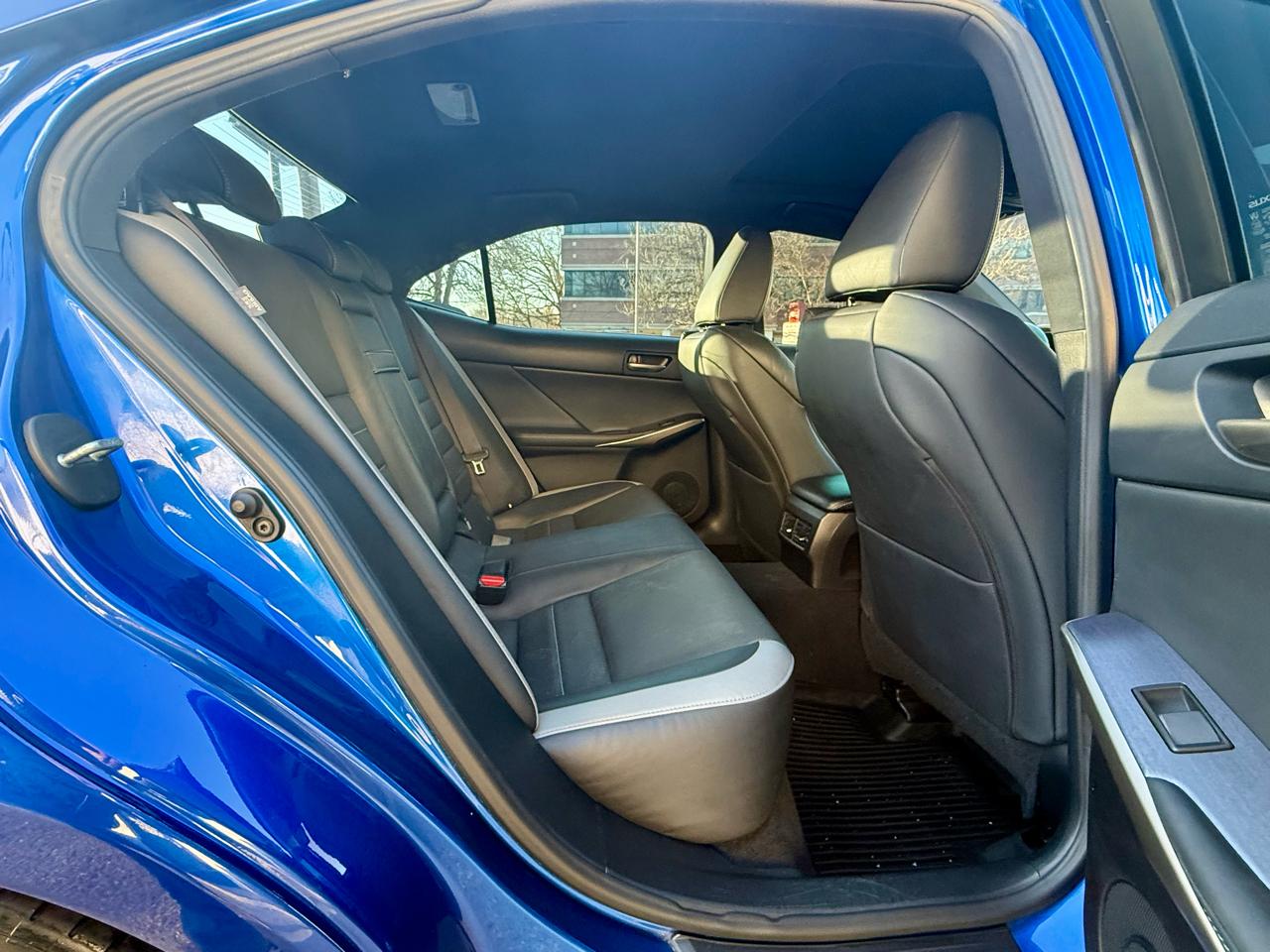 Lexus IS F SPORT 300 RWD 2020