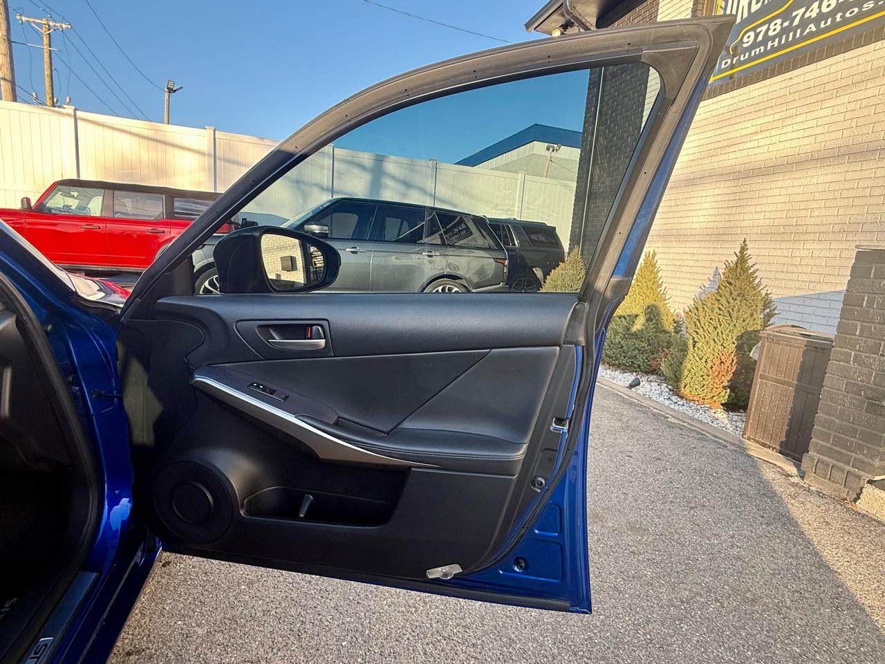 Lexus IS F SPORT 300 RWD 2020