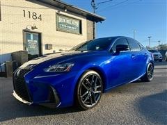 2020 Lexus IS 