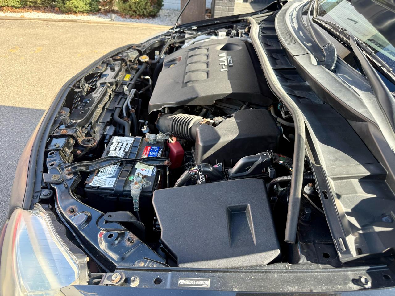 Toyota Corolla Base 5-Speed MT 2010