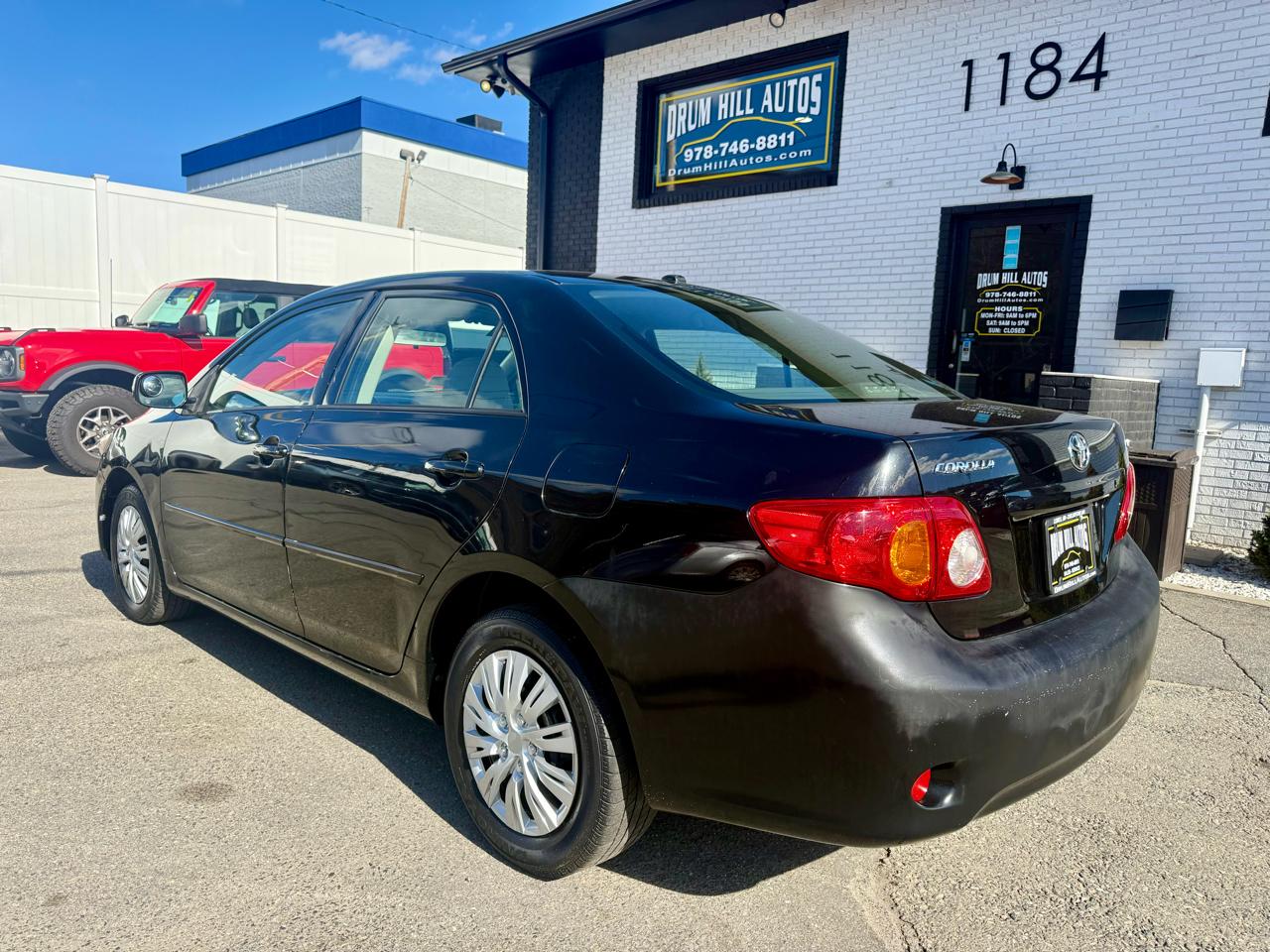 Toyota Corolla Base 5-Speed MT 2010