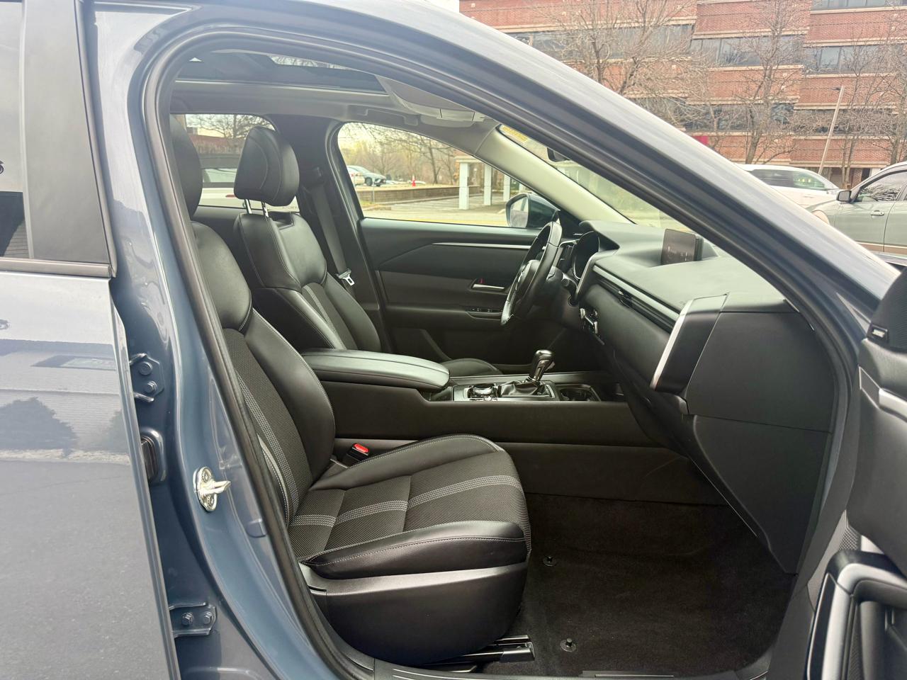 Mazda CX-50 2.5 S Premium 2024