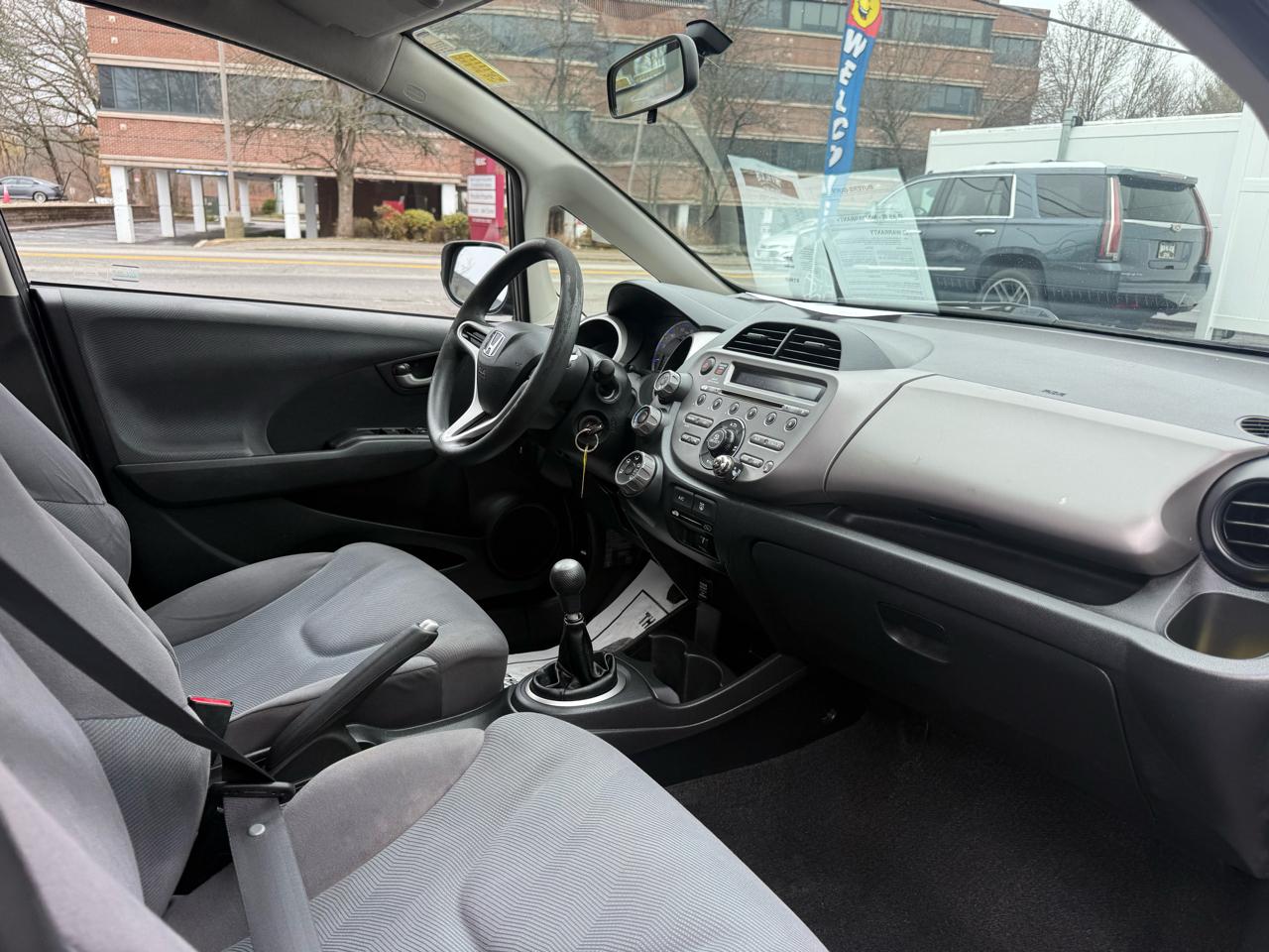 Honda Fit 5-Speed MT 2013