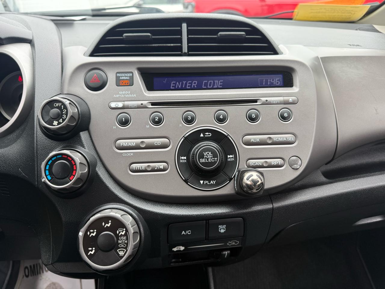 Honda Fit 5-Speed MT 2013