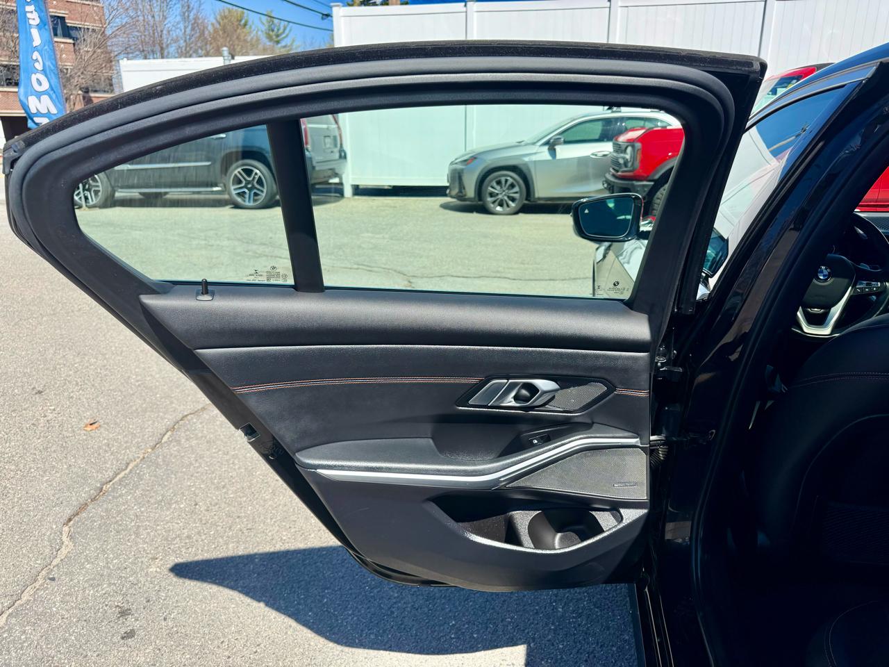 BMW 3-Series 330i xDrive 2020