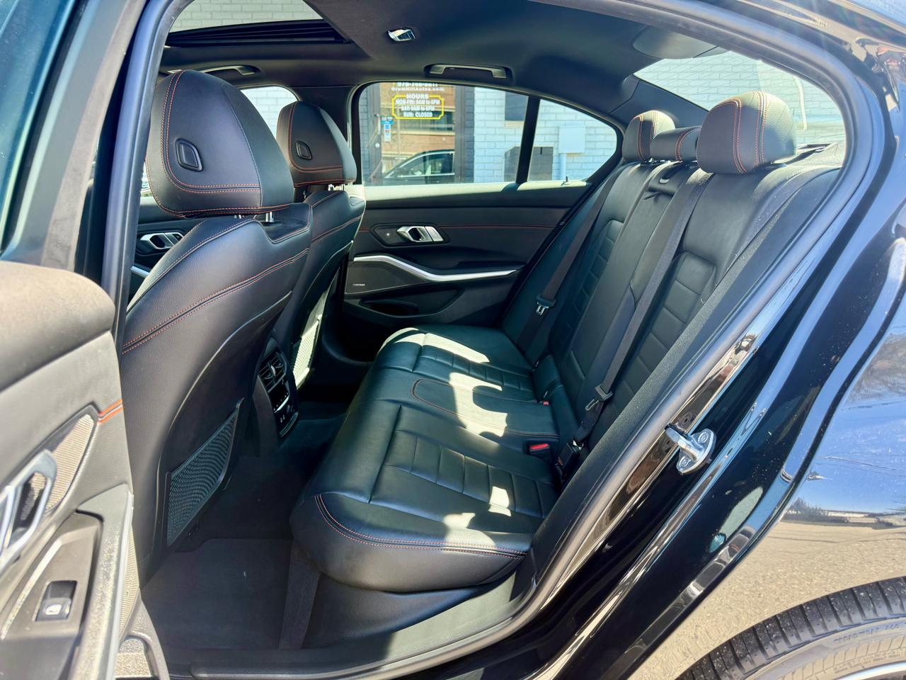 BMW 3-Series 330i xDrive 2020