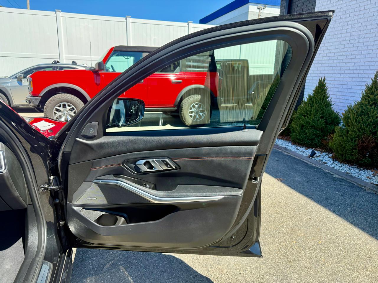 BMW 3-Series 330i xDrive 2020