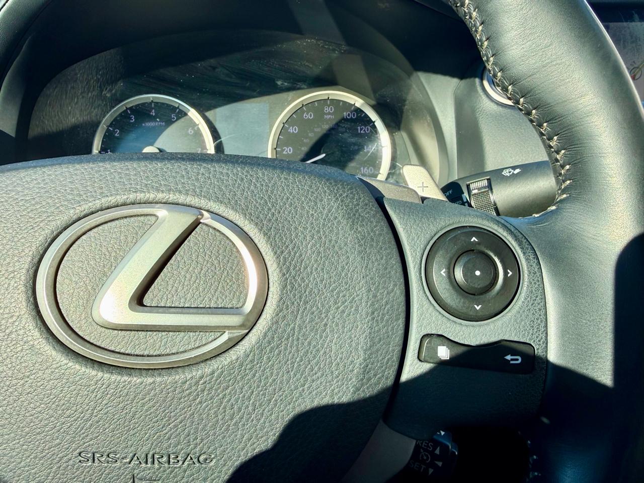 Lexus IS 350 AWD 2015