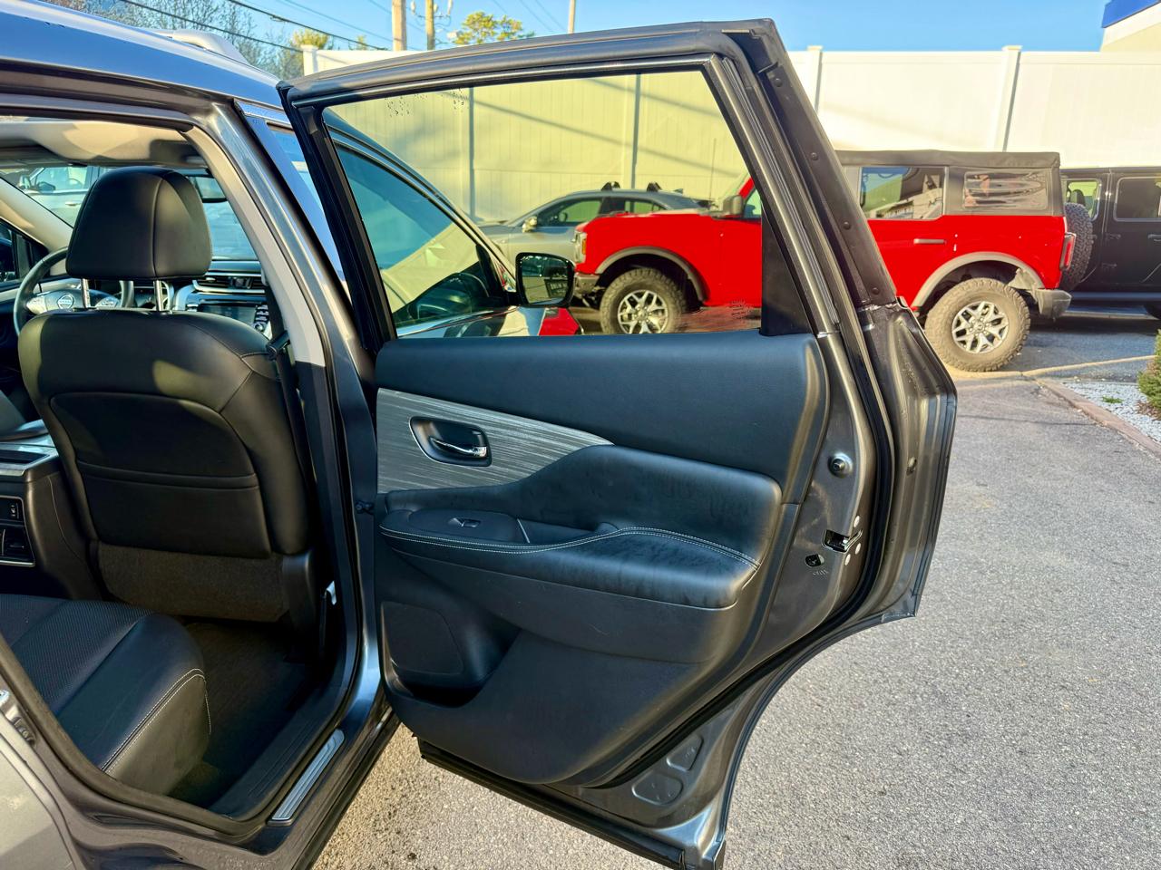 Nissan Murano Platinum 4D SUV AWD 2015