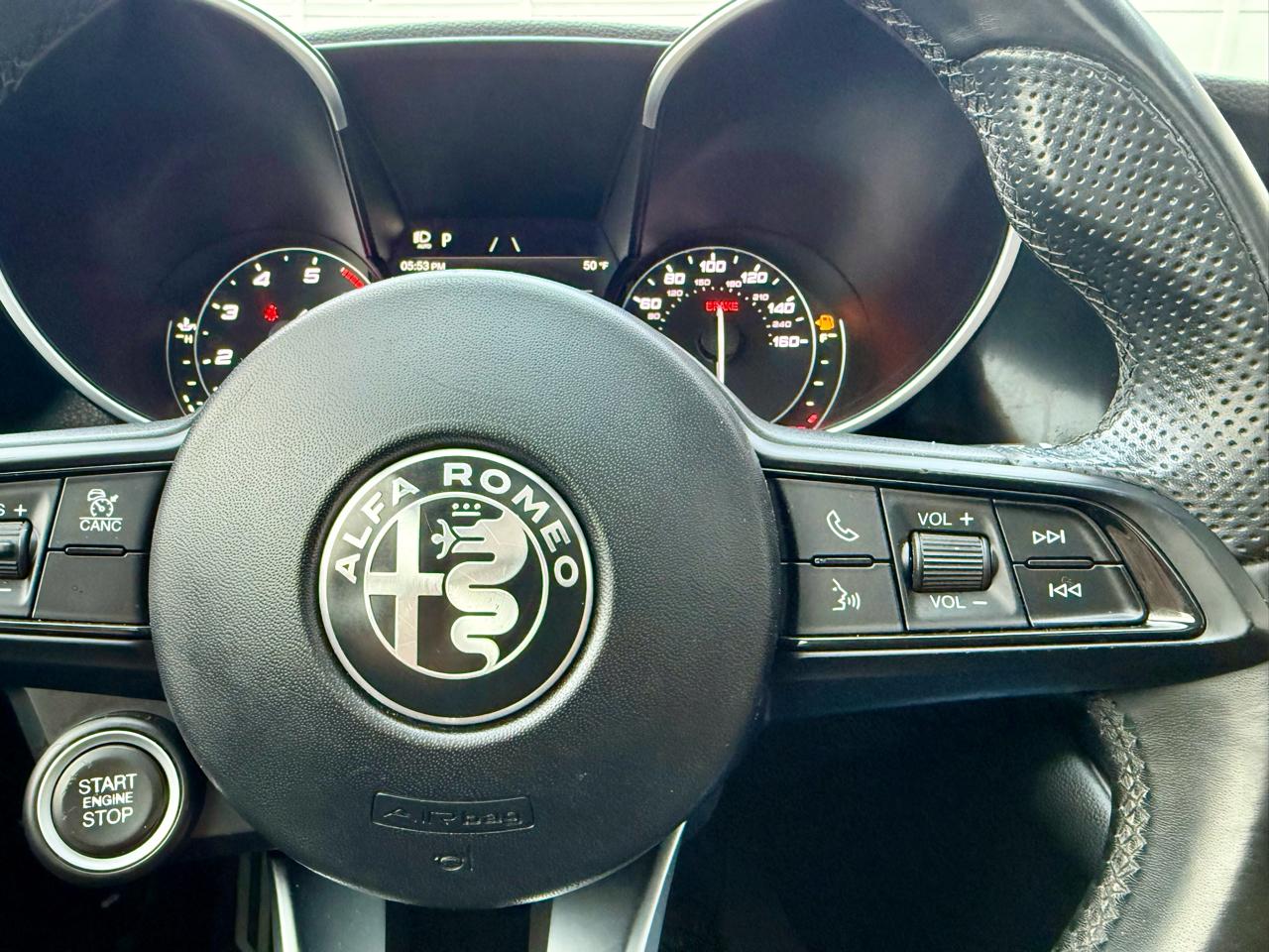 Alfa Romeo Giulia Ti AWD 2022