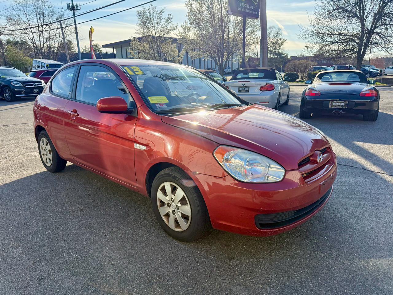 Hyundai Accent GS 3-Door 2011