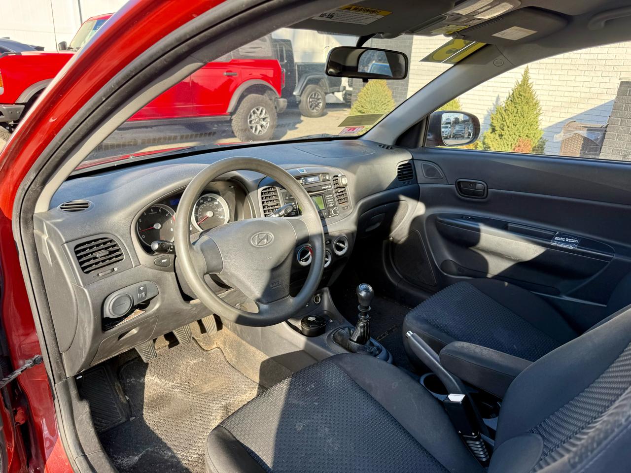 Hyundai Accent GS 3-Door 2011