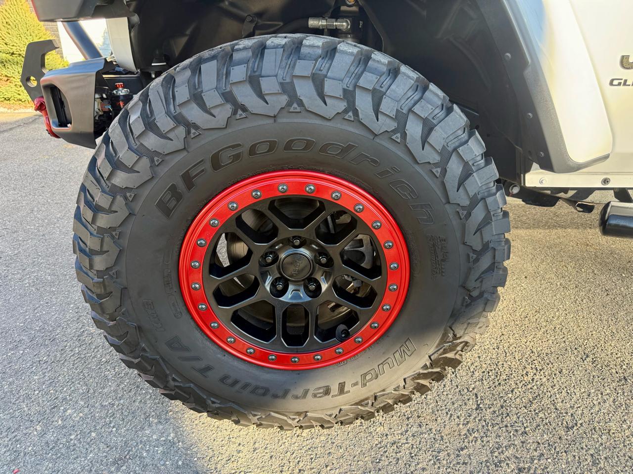 Jeep Gladiator Sport S 2021