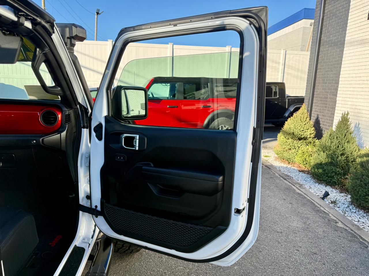 Jeep Gladiator Sport S 2021