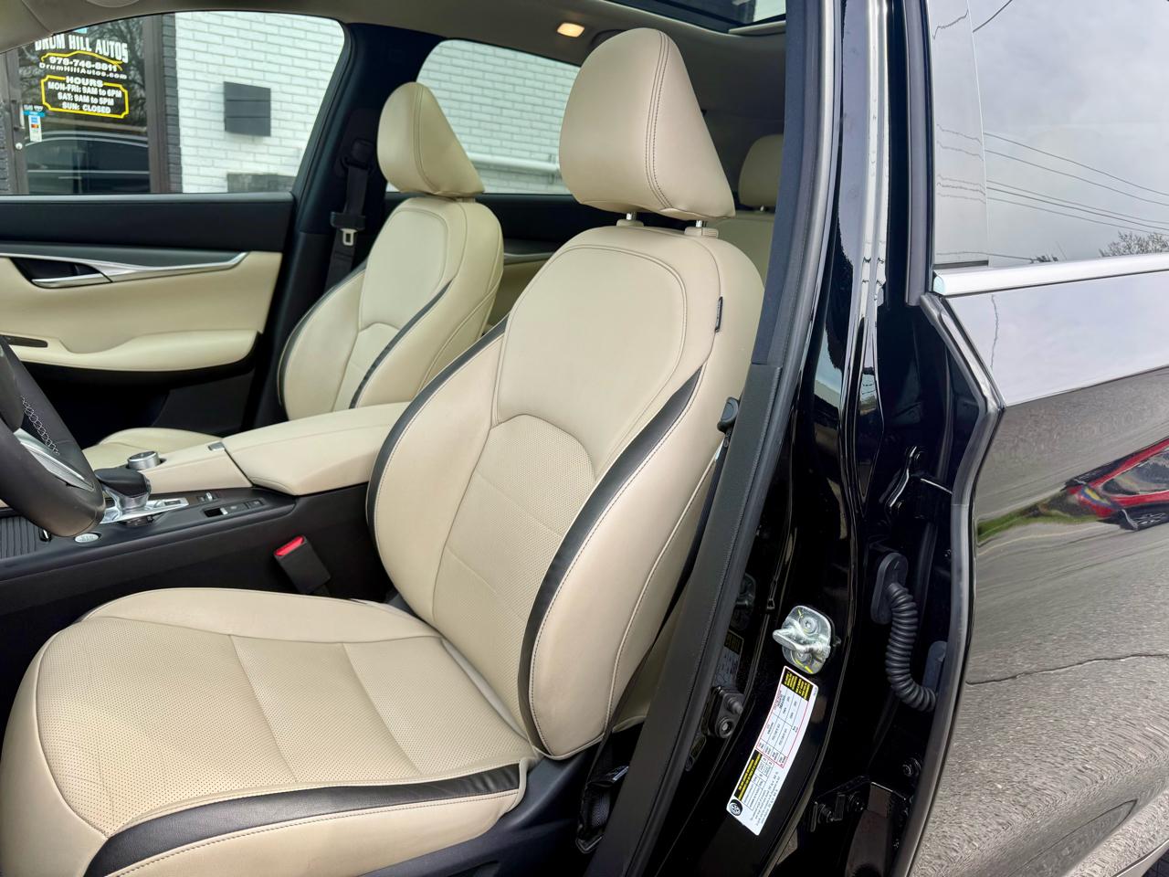 Infiniti QX50 LUXE AWD 2022