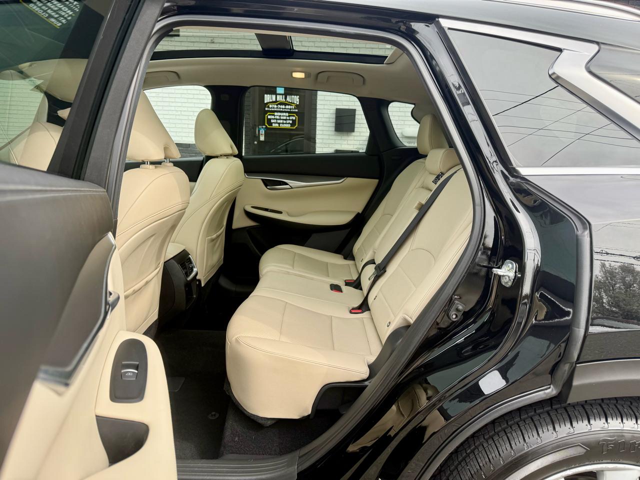 Infiniti QX50 LUXE AWD 2022