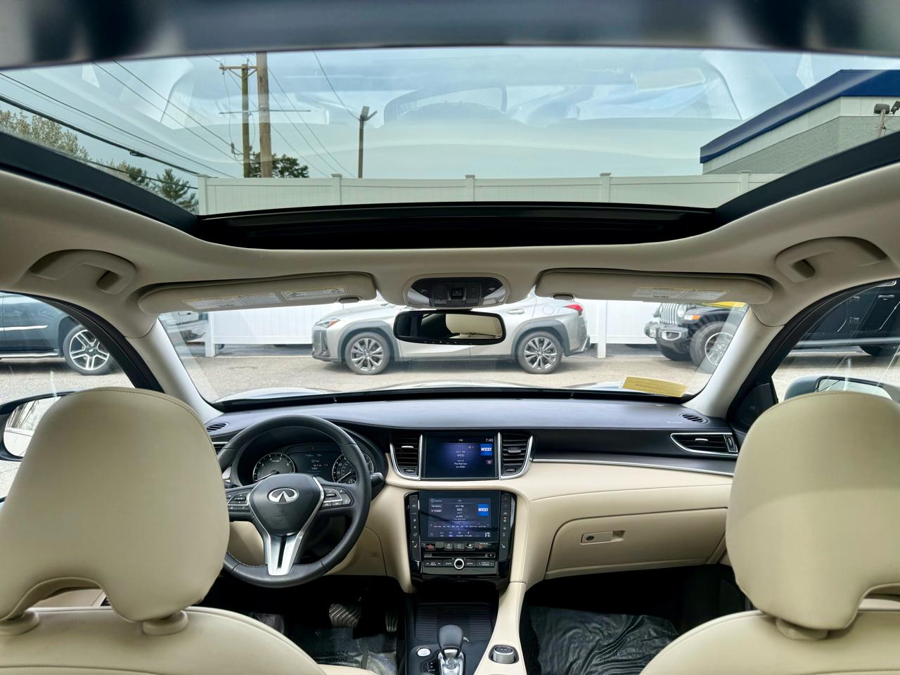 Infiniti QX50 LUXE AWD 2022