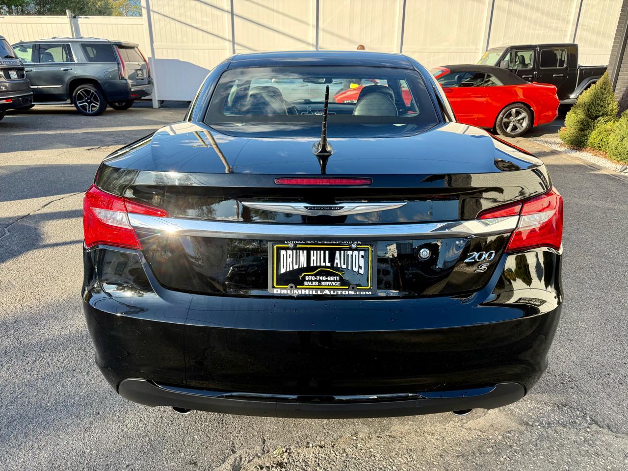 Chrysler 200 S Convertible 2012
